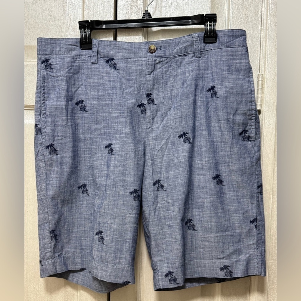 Chaps Men’s 34 Blue Cotton Palms  Print Golf Chinos Shorts